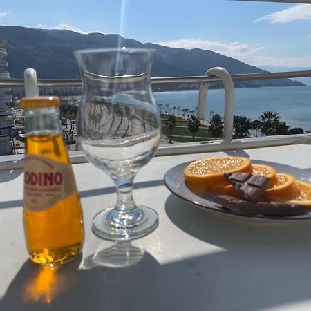 Sea View Apartment Vlorë Exteriör bild