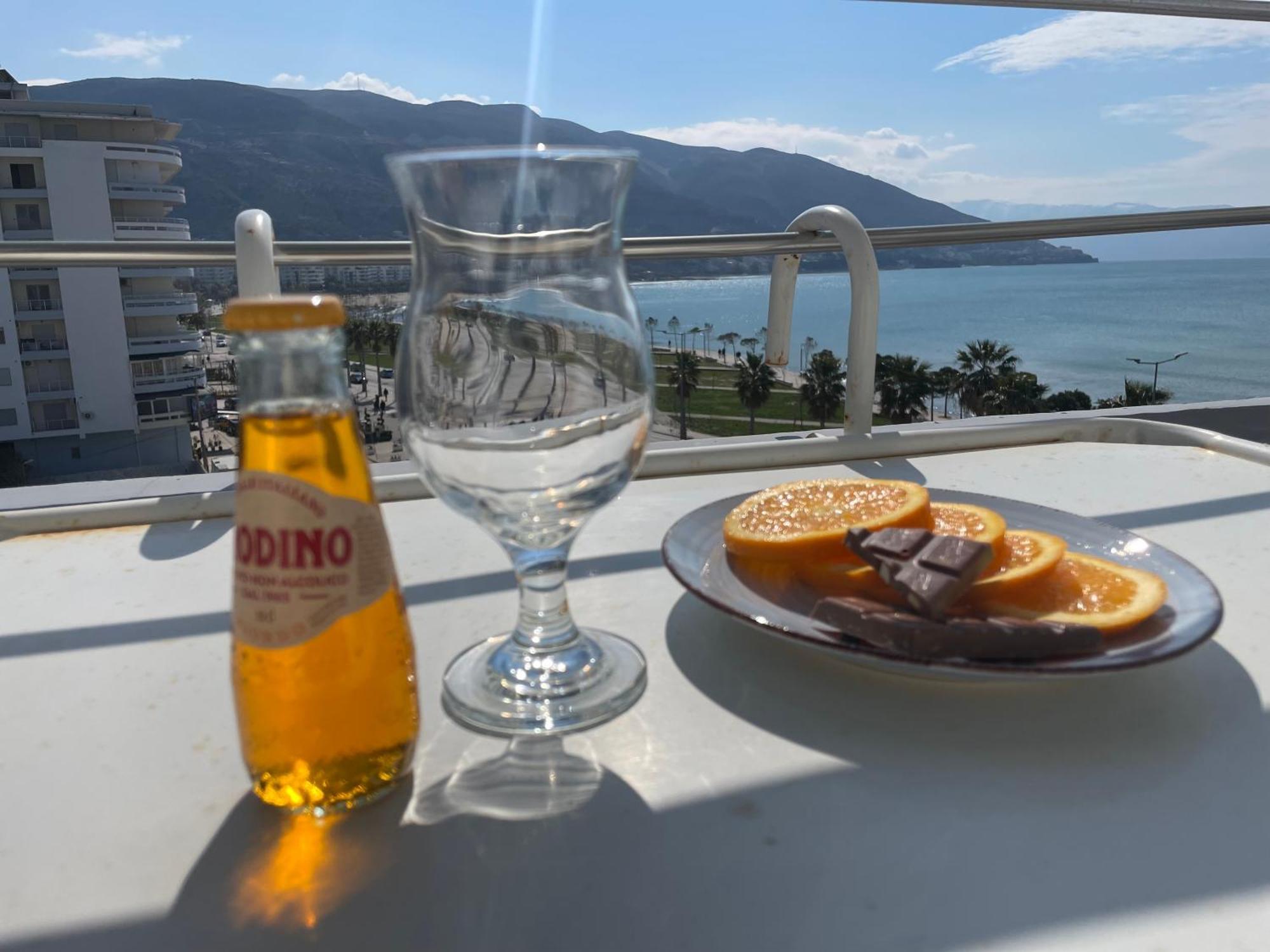 Sea View Apartment Vlorë Exteriör bild